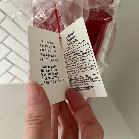 NIP Starbucks Gift Set Red Ceramic Mug Holiday Roast Coffee Peppermint Hot Cocoa - Picture 3 of 6